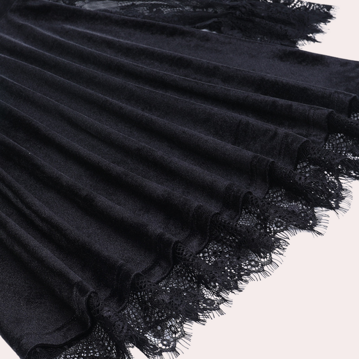 Genoveva - Stylisches Samtkleid mit Langen Spitzenärmeln