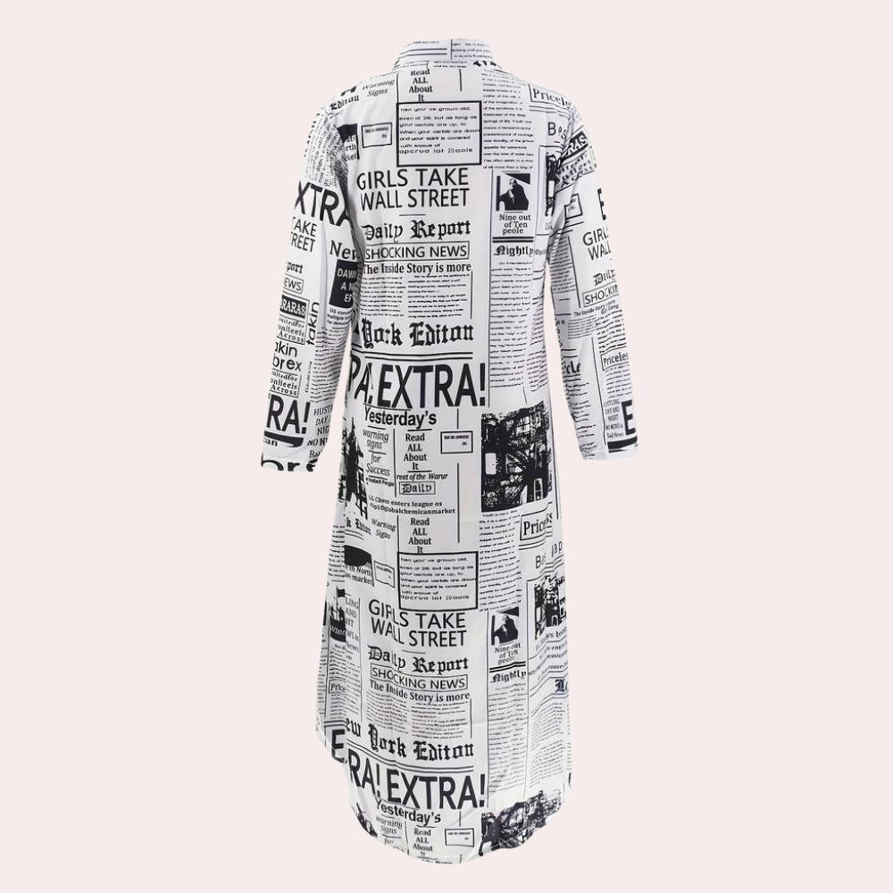 Antonia - Kreatives Kleid mit Modernem Zeitungsdruck