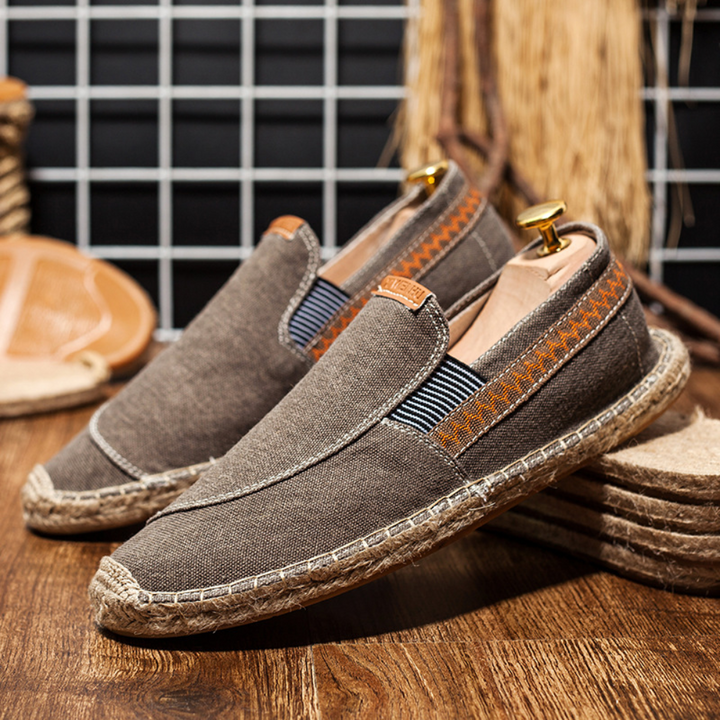 Gustl - Flache Herrenschuhe Im Vintage-Stil