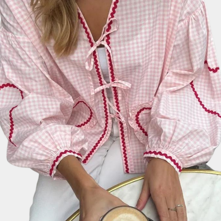 Briony - Damen Stylisches Oberteile mit Herz-Applikation
