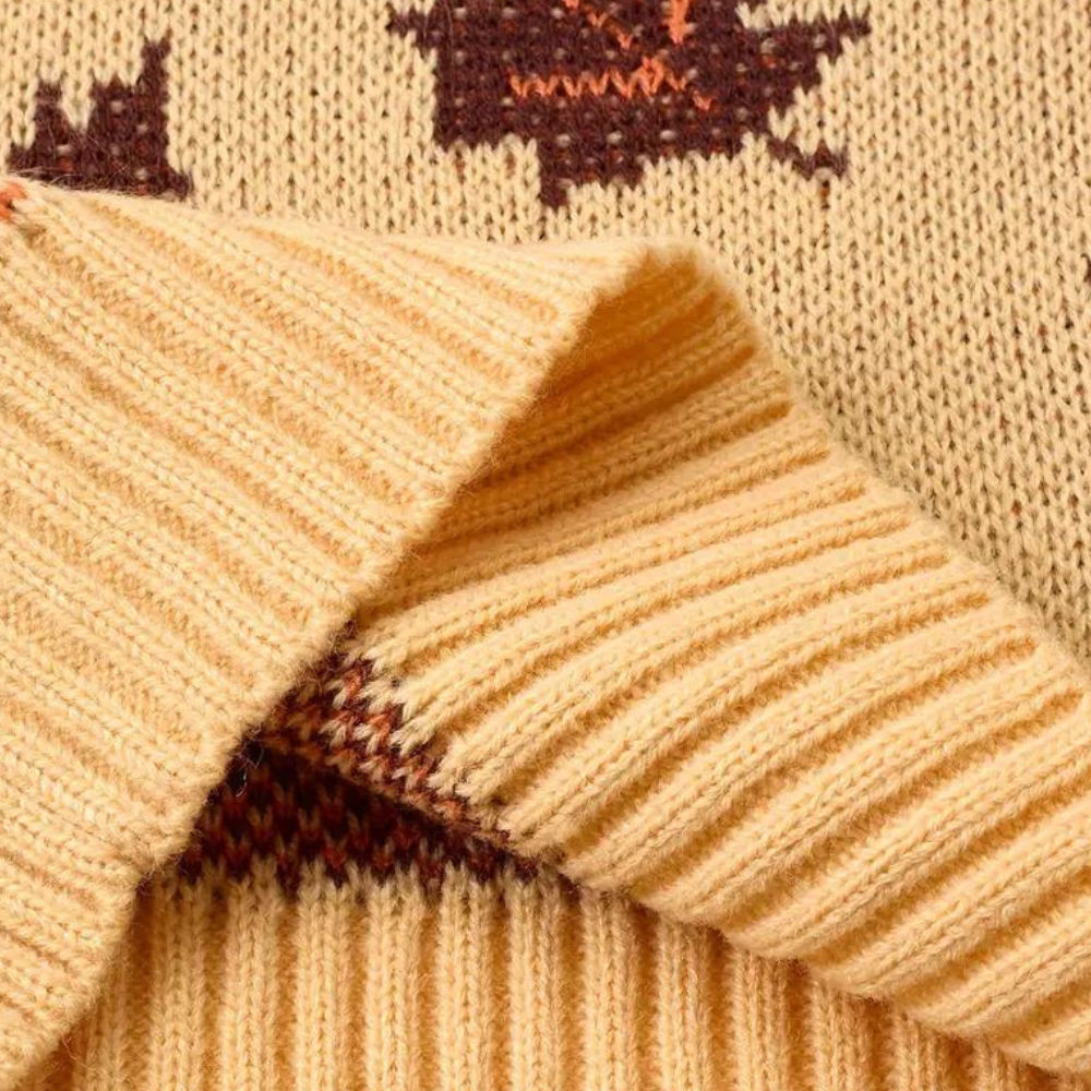 Nerina – Damenstrickpullover mit Blattmotiv