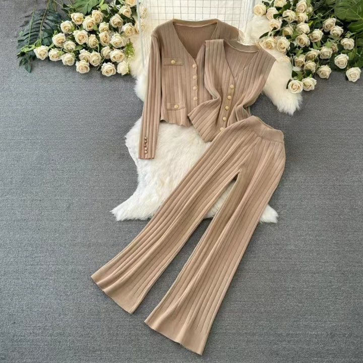 Elene - Vielseitiges Damen-Set Aus Strick In Drei Teilen