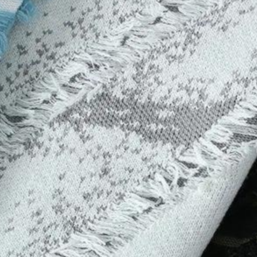 Troilus - Warmer Herrenpullover Im Ripped Style