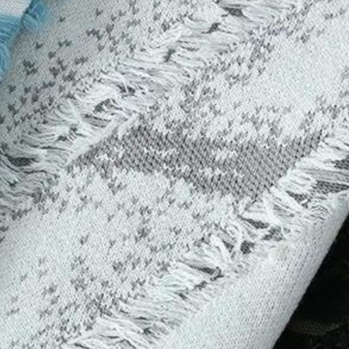 Troilus - Warmer Herrenpullover Im Ripped Style