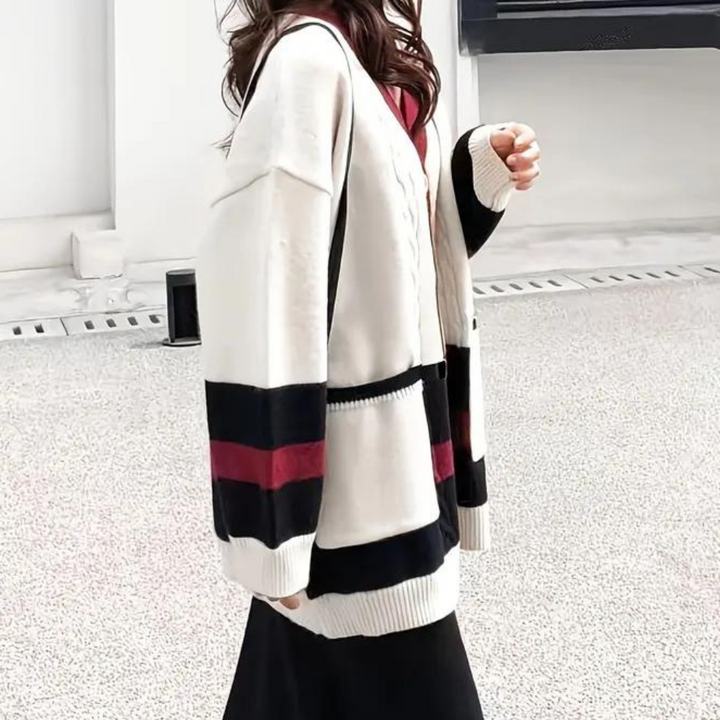 Juliana - Elegante Damen-Strickjacke mit Knopfleiste