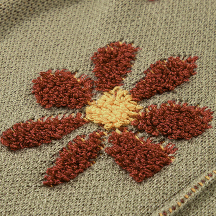 Honoria - Damenpullover mit Floralem Strickmuster