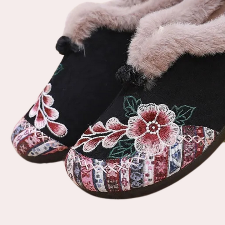 Renata - Bequeme Winterstiefel für Damen